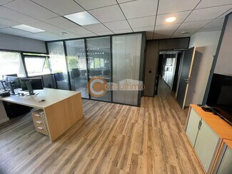 Plus de détails pour Bureau à louer