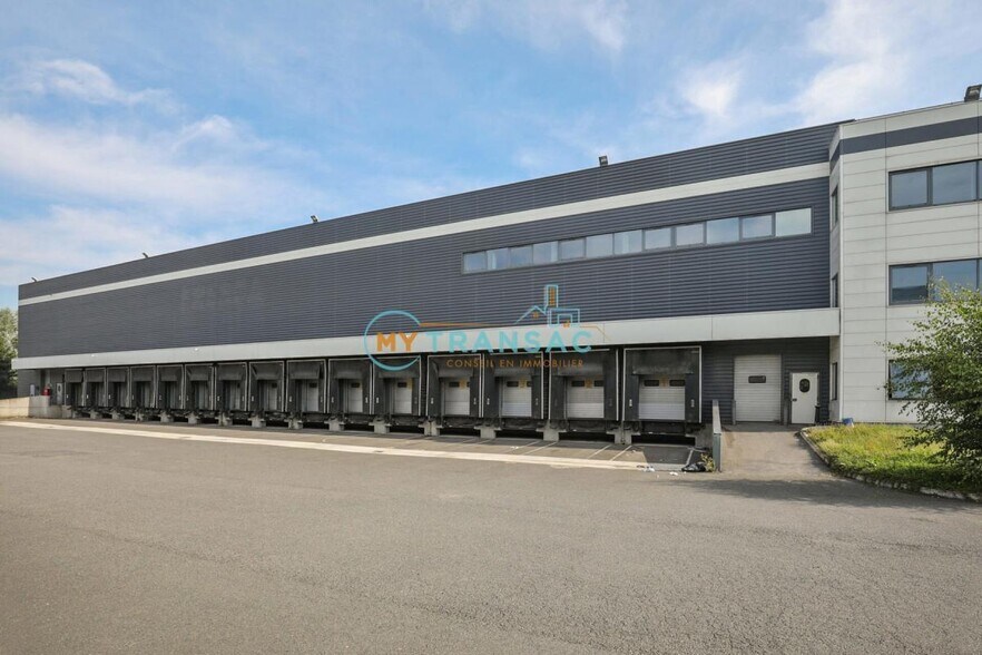 Industriel/Logistique dans Chilly-Mazarin à louer - Photo de l’immeuble – Image 1 sur 12