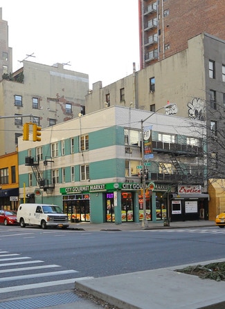 Plus de détails pour 336-338 Eighth Ave, New York, NY - Local commercial à louer