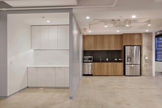 1735 N Lynn St, Arlington, VA à louer Photo intérieure– Image 2 sur 2