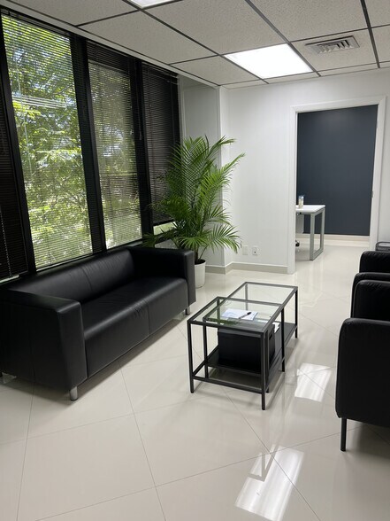 450 N Park Rd, Hollywood, FL à louer - Photo intérieure – Image 2 sur 7