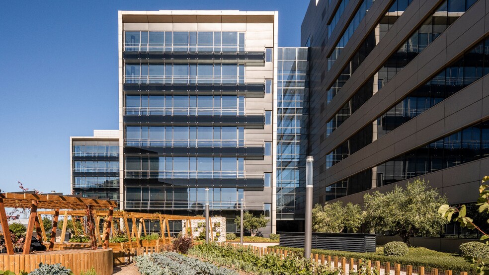 Avenida de Burgos, 89, Madrid, Madrid à louer - Photo de l’immeuble – Image 3 sur 13