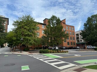 Plus de détails pour 25 E Court St, Greenville, SC - Bureau à louer