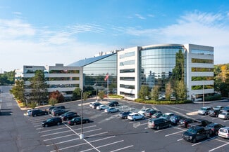 Plus de détails pour 39555 Orchard Hill Pl, Novi, MI - Bureau à louer