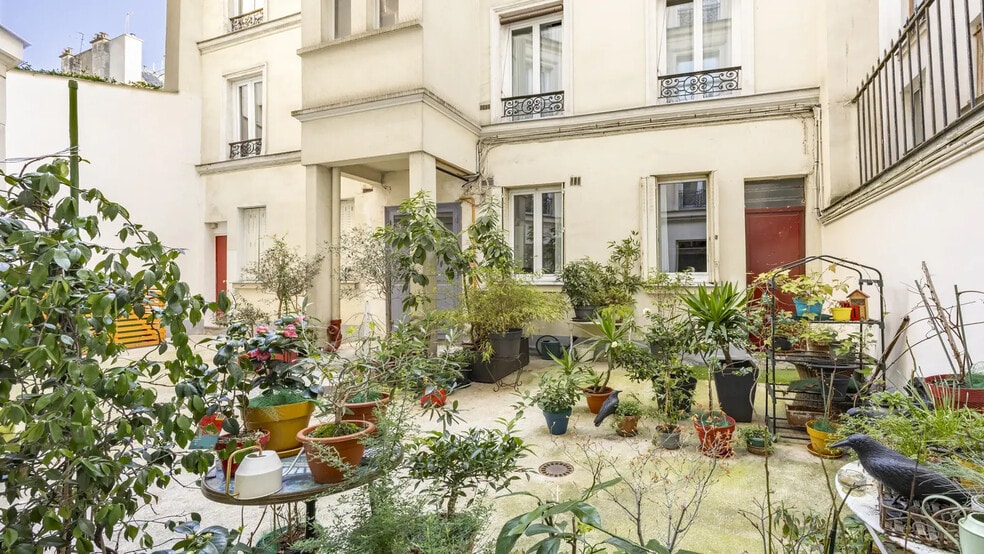 Bureau dans Paris à vendre - Photo de l’immeuble – Image 2 sur 9