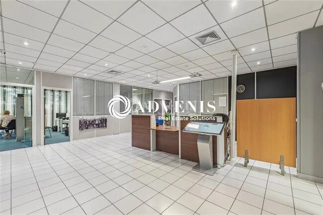 Plus de détails pour Bureau à vendre