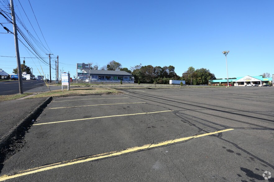 855 Boston Post Rd, West Haven, CT à louer - Photo principale – Image 1 sur 3