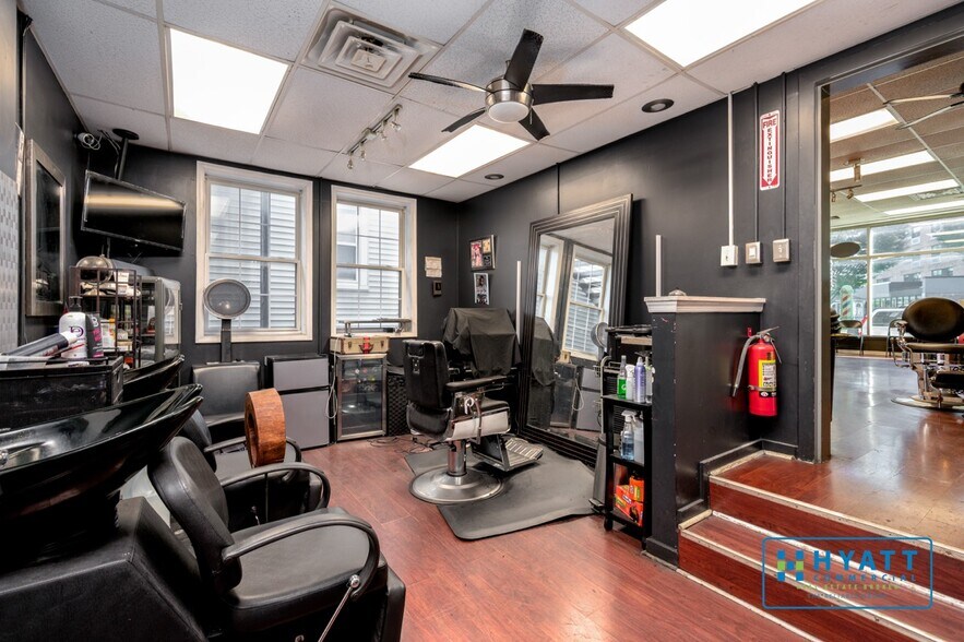 7452-7456 Baltimore Annapolis Blvd, Glen Burnie, MD à louer - Photo de l’immeuble – Image 3 sur 8