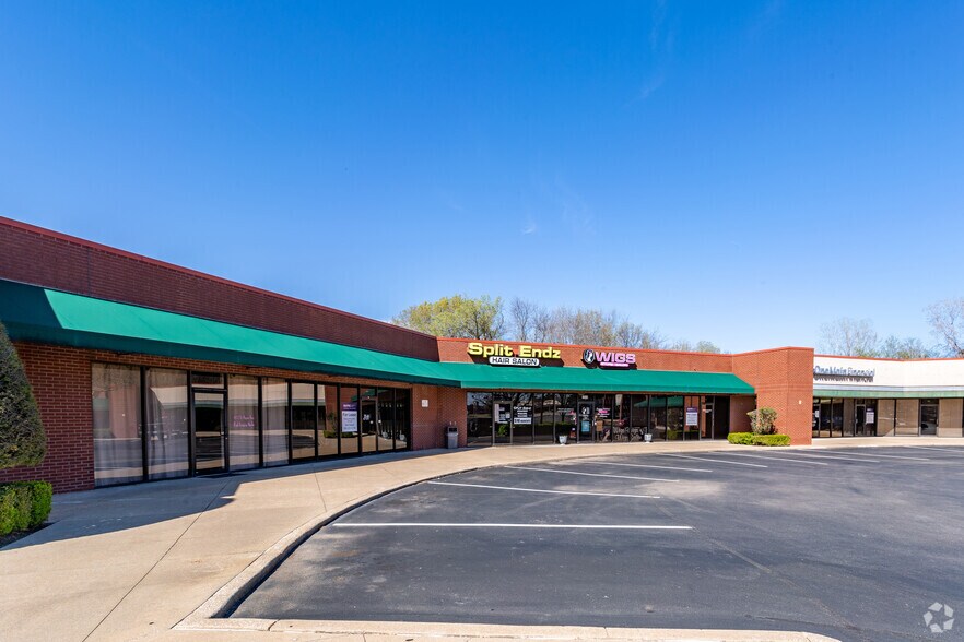 601-605 S Aspen Ave, Broken Arrow, OK à louer - Photo de l’immeuble – Image 2 sur 3