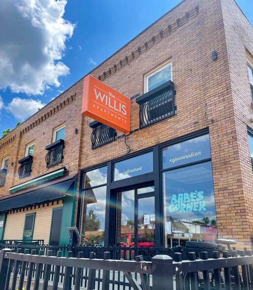 800 E Michigan Ave, Lansing, MI à louer - Photo de l’immeuble – Image 2 sur 2