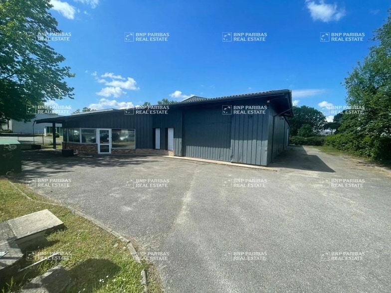 Local d’activités dans Gradignan à louer - Photo de l’immeuble – Image 1 sur 21