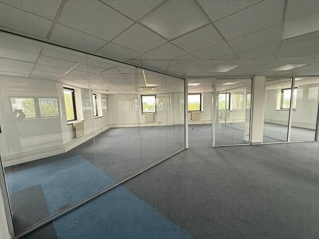 Plus de détails pour Bureau à vendre