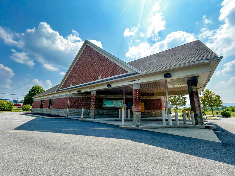 122 Eagle Pt, Bellefonte, PA à louer - Photo de l’immeuble – Image 3 sur 11