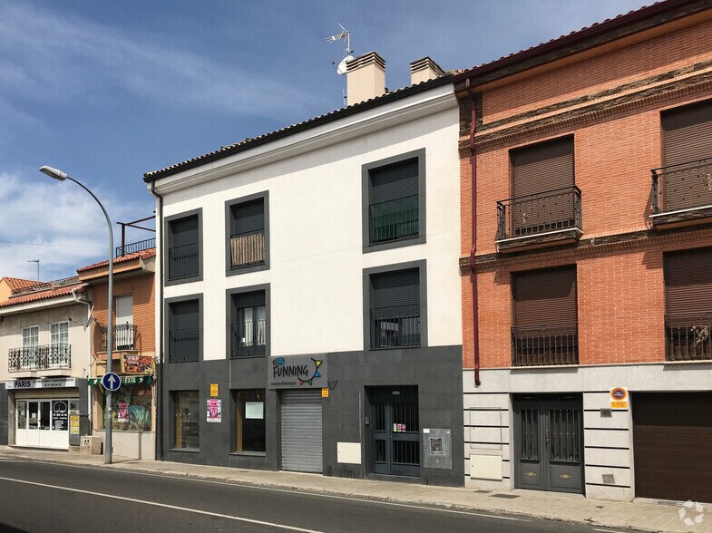 Calle Real, 11, Paracuellos de Jarama, Madrid à vendre - Photo de l’immeuble – Image 2 sur 39