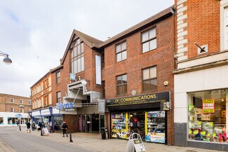 Plus de détails pour Church St, High Wycombe - Local commercial à louer