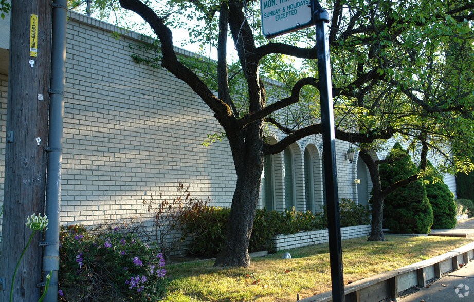 3688 Mount Diablo Blvd, Lafayette, CA à vendre - Photo de l’immeuble – Image 3 sur 5