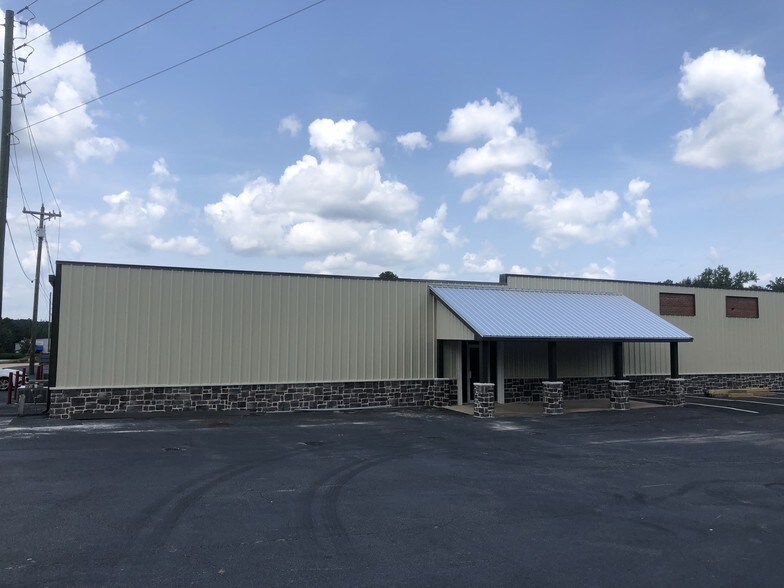 1139 E 3rd St, Jackson, GA à louer - Photo principale – Image 1 sur 20