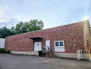 755 1st Ave, West Haven, CT à louer Photo intérieure– Image 2 sur 7