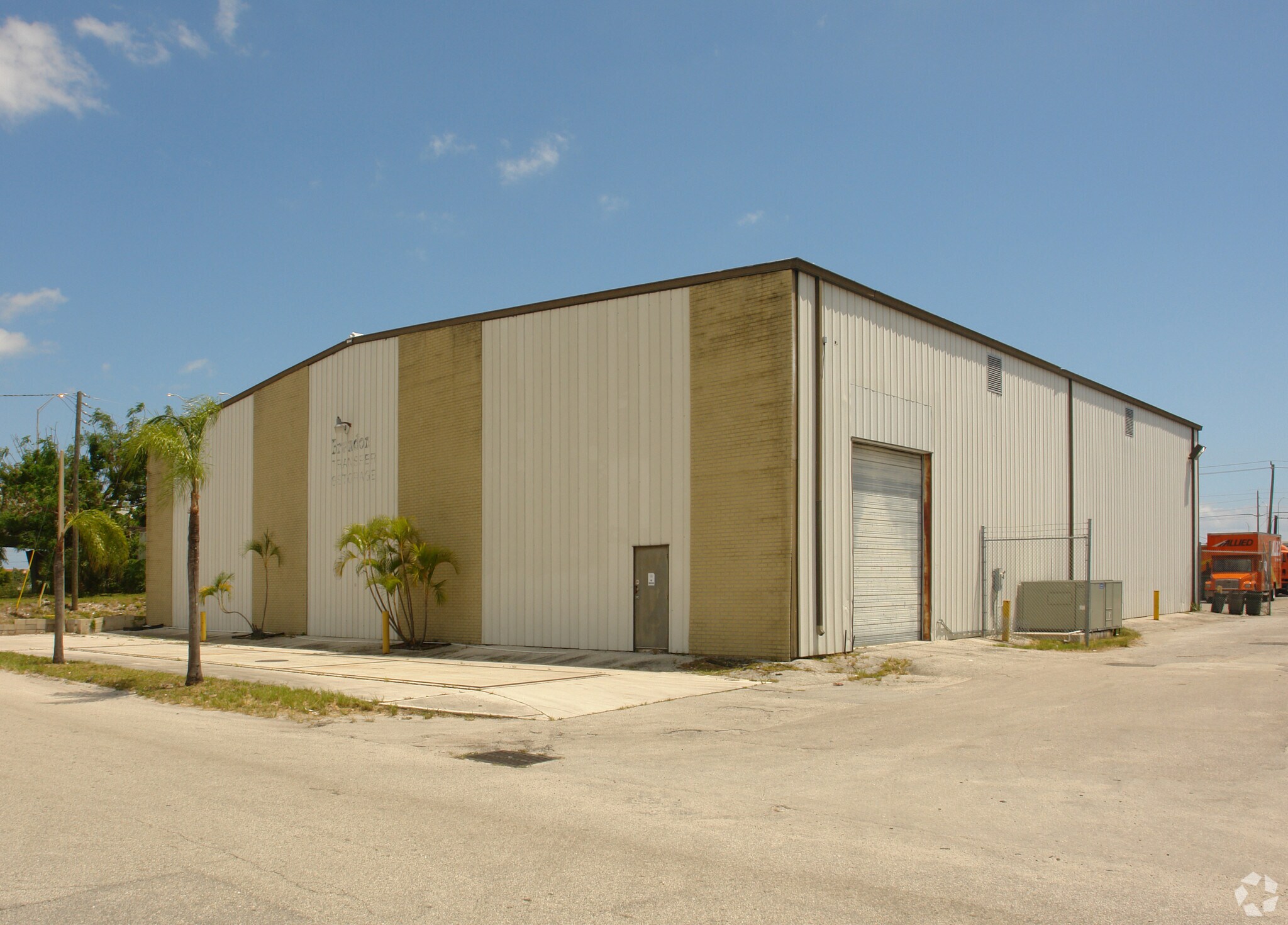 2900 Tuxedo Ave, West Palm Beach, FL à vendre Photo principale– Image 1 sur 4