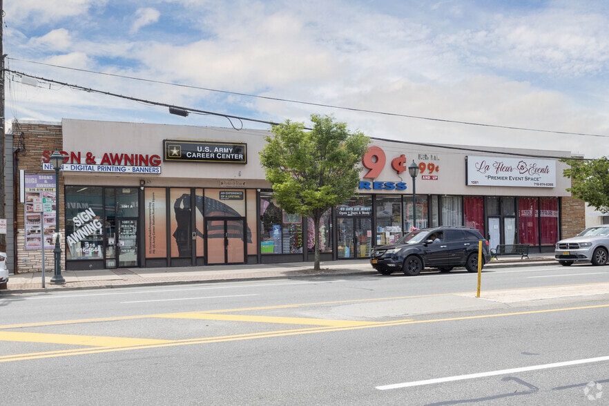 1081 Hempstead Tpke, Franklin Square, NY à louer - Photo de l’immeuble – Image 2 sur 7