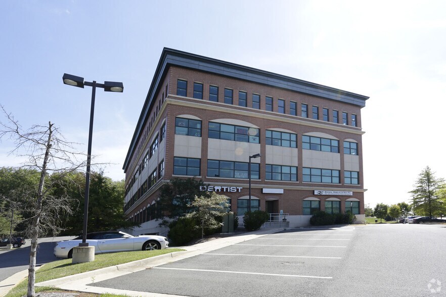 9161 Liberia Ave, Manassas, VA à louer - Photo principale – Image 1 sur 55