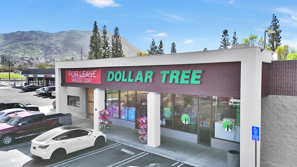 22409-22499 Barton Rd, Grand Terrace, CA à louer - Photo de l’immeuble – Image 3 sur 72