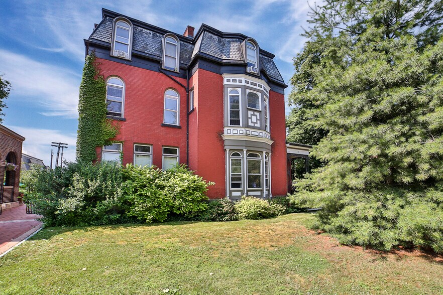 176 North St, Buffalo, NY à vendre - Photo de l’immeuble – Image 2 sur 53