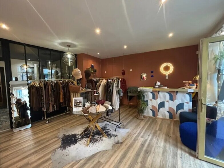 Local commercial dans Saint-Cannat à louer - Photo intérieure – Image 3 sur 5