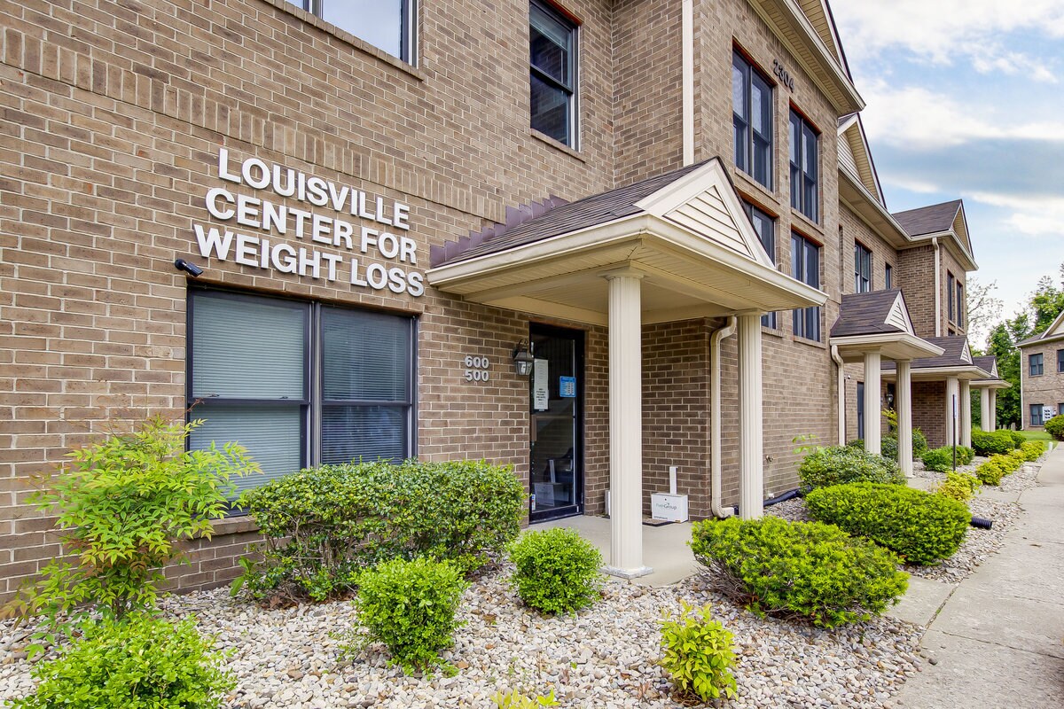 2301 Hurstbourne Village Dr, Louisville, KY à louer Photo principale– Image 1 sur 4