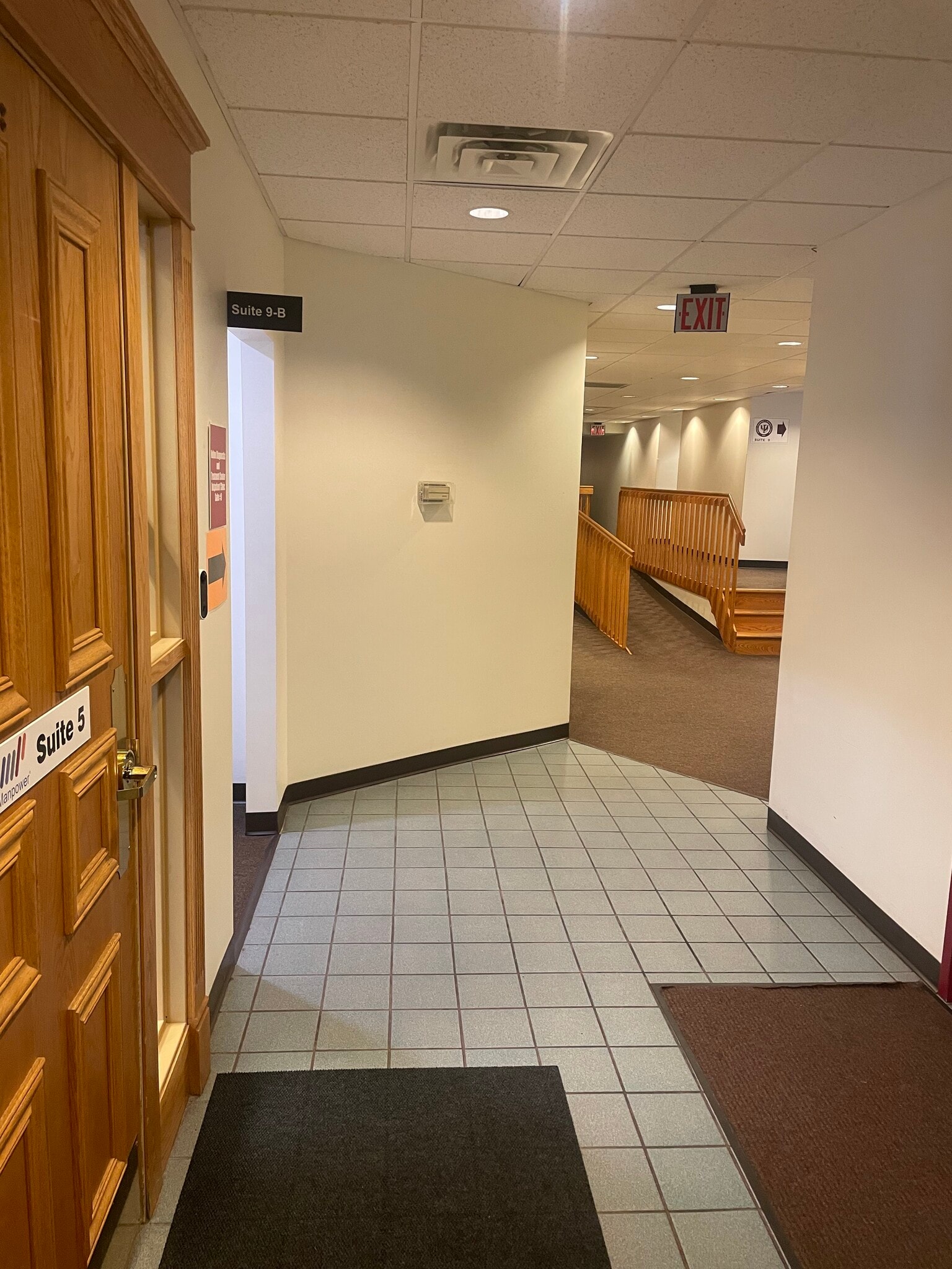 2900 Plank Rd, Altoona, PA à louer Hall d’entrée– Image 1 sur 22