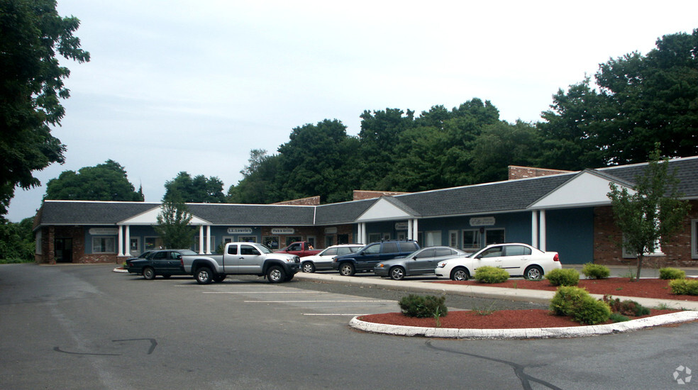 51 Boston Post Rd, Madison, CT à louer - Photo de l’immeuble – Image 2 sur 4