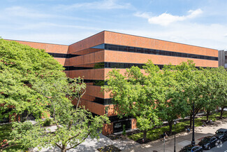 Plus de détails pour 317 George St, New Brunswick, NJ - Bureau à louer