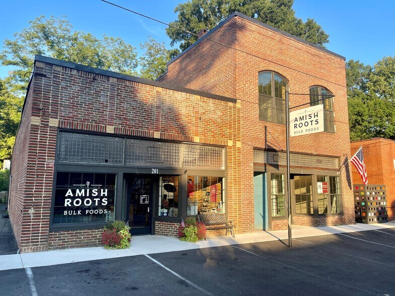 201-207 Post Office Rd, Moncure, NC à louer - Photo de l’immeuble – Image 2 sur 8