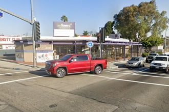 2709 Artesia Blvd, Redondo Beach, CA à louer Photo intérieure– Image 1 sur 3