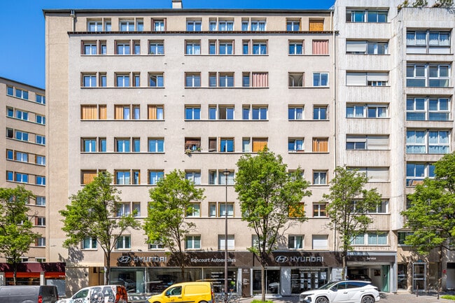 Plus de détails pour 9 Avenue Claude Vellefaux, Paris - Local commercial à louer