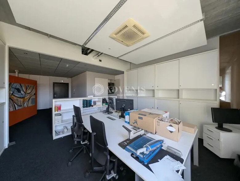 Bureau dans Strasbourg à louer - Photo intérieure – Image 3 sur 9