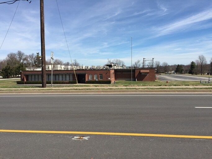 1020 Hustonville Rd, Danville, KY à vendre - Photo de l’immeuble – Image 2 sur 14