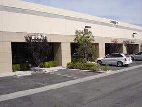 38340 Innovation Ct, Murrieta, CA à louer Photo intérieure– Image 1 sur 4