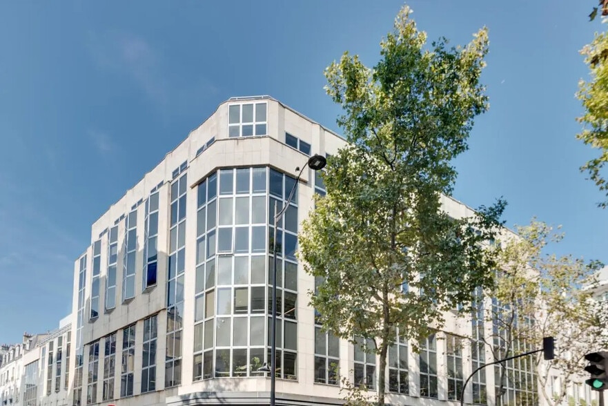 43 Avenue De Clichy, Paris à louer - Photo de l’immeuble – Image 1 sur 77