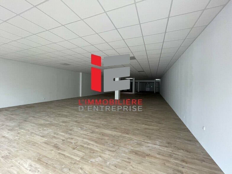 Local commercial dans Lorient à louer - Photo intérieure – Image 1 sur 5