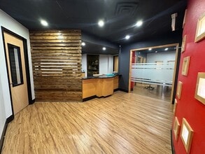 7545 W Sahara Ave, Las Vegas, NV à louer Photo intérieure– Image 2 sur 4