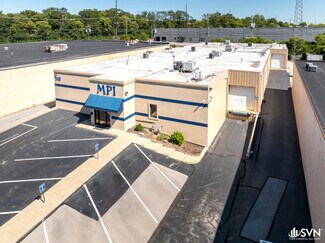 Plus de détails pour 516-520 Codell Dr, Lexington, KY - Industriel/Logistique à vendre