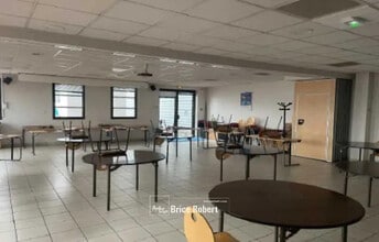 Industriel/Logistique dans Miribel à louer Photo intérieure– Image 1 sur 3