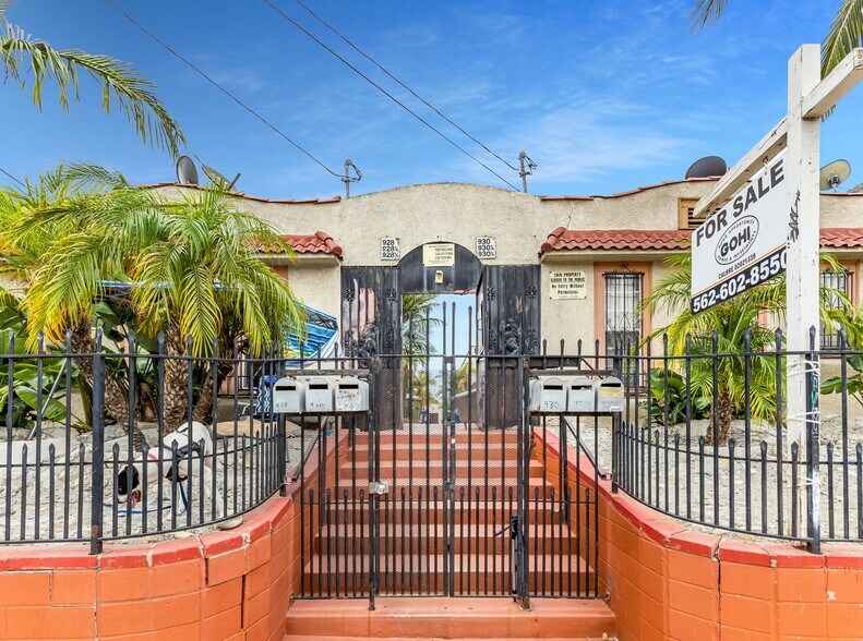 928 S Breed St, Los Angeles, CA à vendre - Photo de l’immeuble – Image 3 sur 50