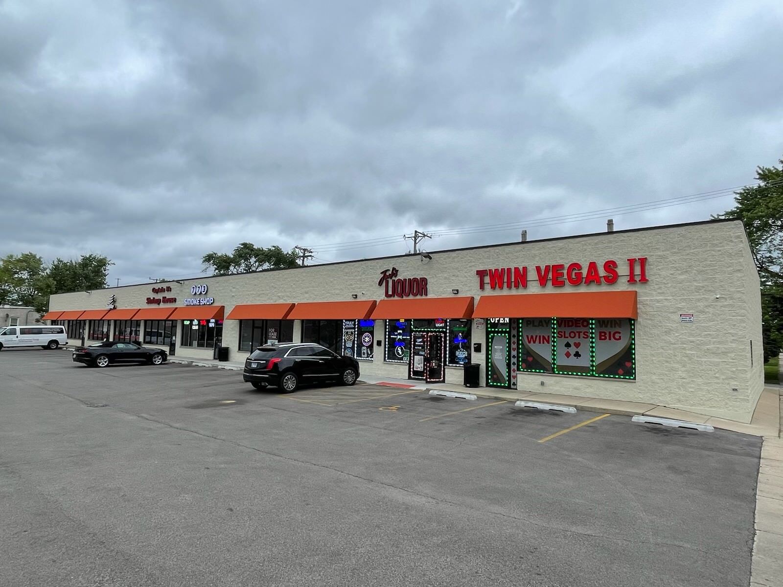 5633-5647 W Roosevelt Rd, Cicero, IL à vendre Photo principale– Image 1 sur 23