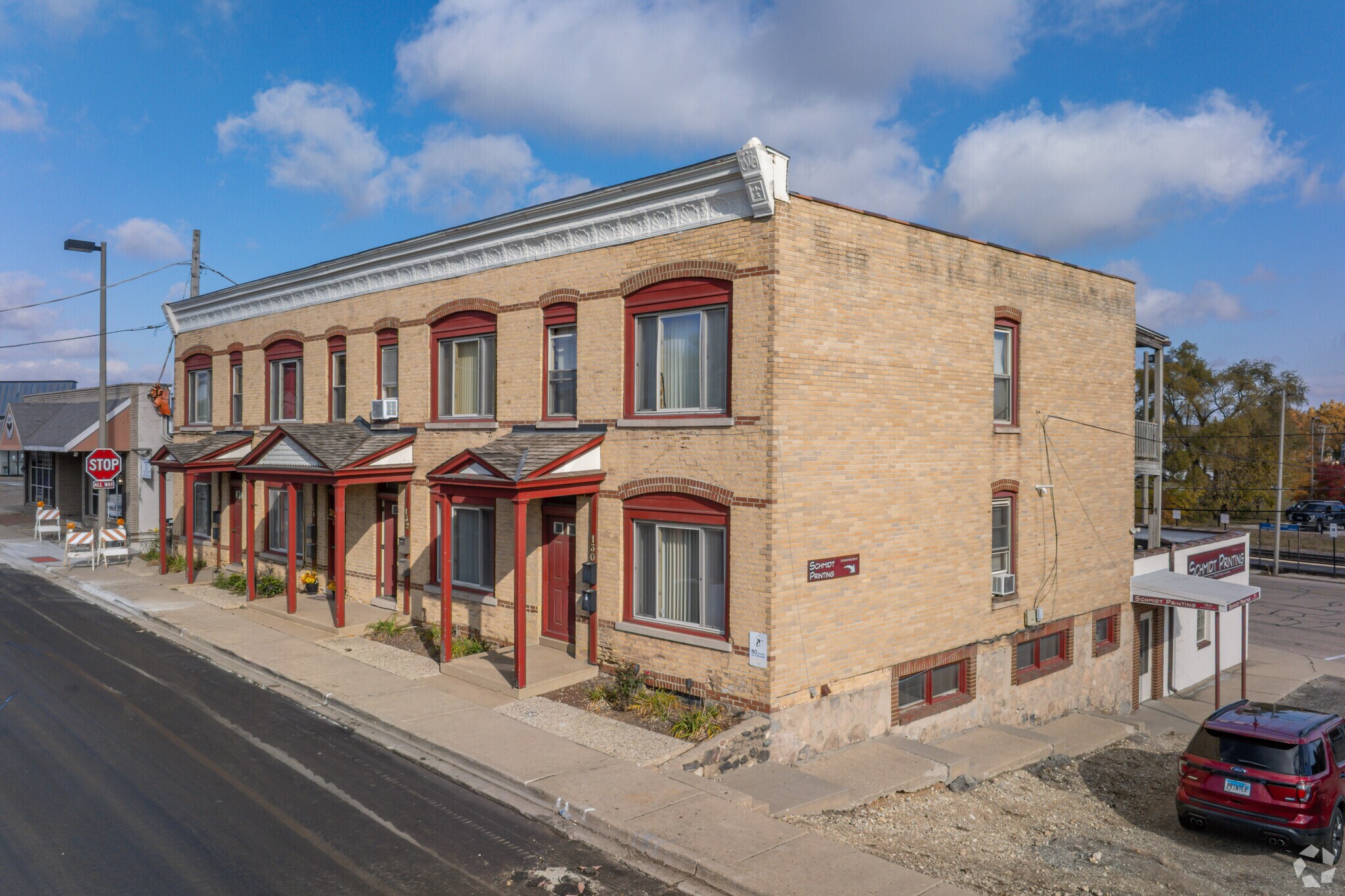 130 Washington St, Woodstock, IL à vendre Photo principale– Image 1 sur 10