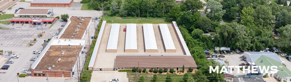 653 Carlyle Ave, Belleville, IL à vendre - Photo de l’immeuble – Image 3 sur 4