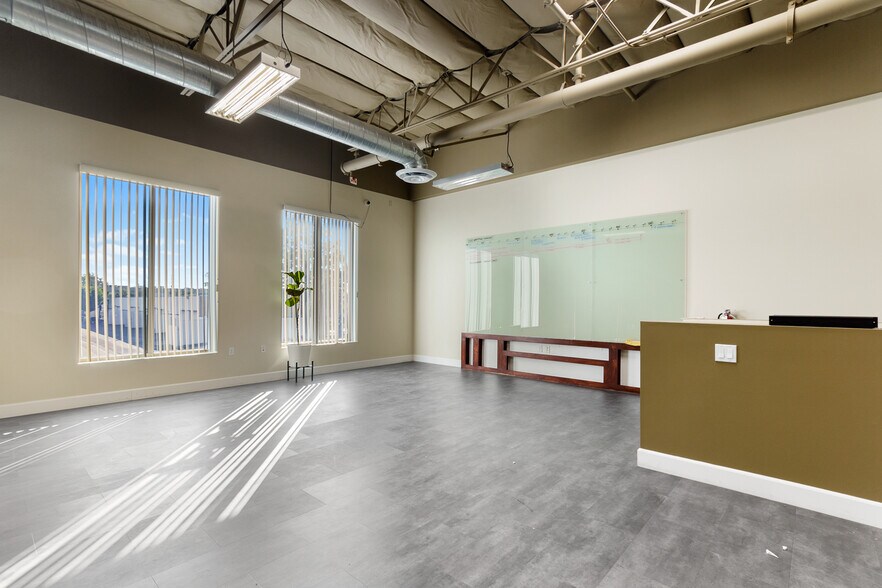 315 N Puente St, Brea, CA à louer - Photo intérieure – Image 3 sur 20