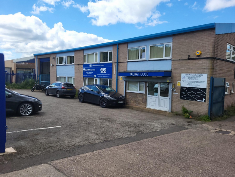 9 Coppice Side, Brownhills à vendre - Photo de l’immeuble – Image 1 sur 2