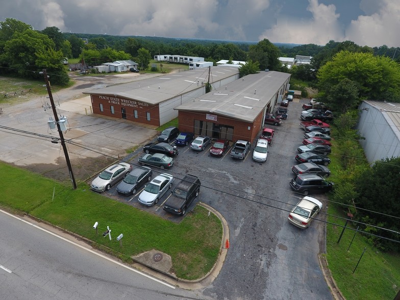 5376 N Parkway portefeuille de 2 biens à vendre sur LoopNet.fr - Photo principale – Image 2 sur 2